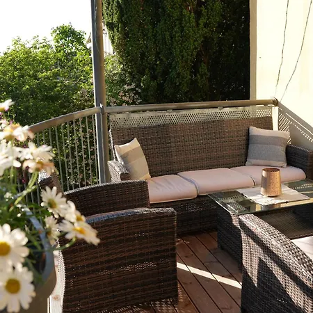 Exclusive In With Balcony *