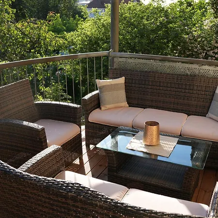 Lejlighed Exclusive In With Balcony *